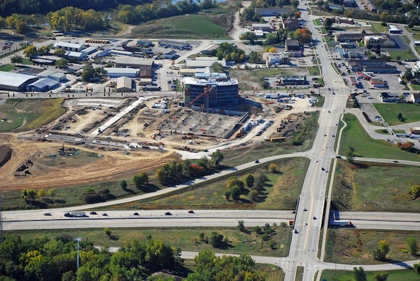 Looking S at UIHC Clinic under construction in the Iowa River Landing.